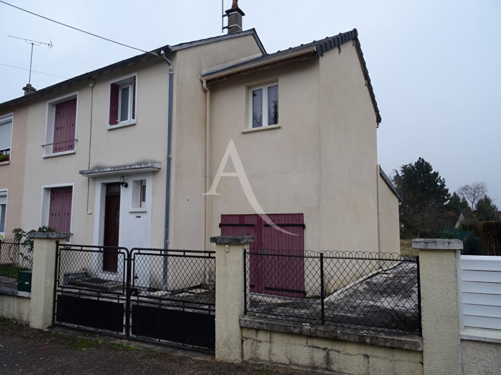 EN VENTE - COULANGES LES NEVERS- Maison de ville  2 Chambres avec terrain