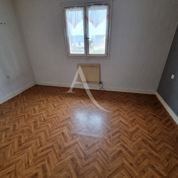 Photo EN VENTE FOURCHAMBAULT - MAISON 2 CHAMBRES AVEC COUR ET ATELIER ! image 4/6