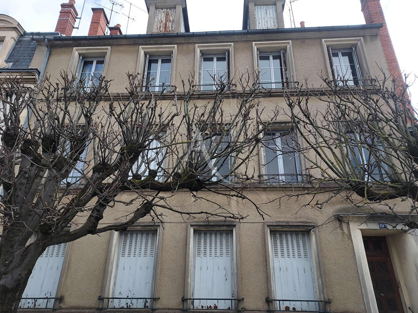 EN VENTE - NEVERS - Appartement  2 chambres avec balcon et jardin privatif