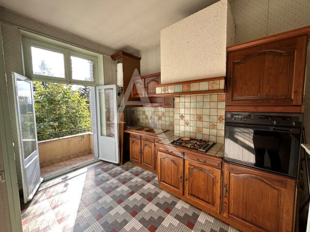 Photo EN VENTE - NEVERS - Appartement  2 chambres avec balcon et jardin privatif image 2/6