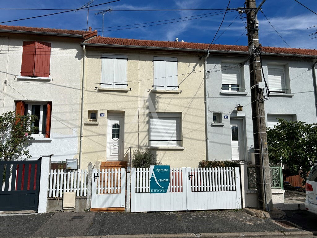 Photo EN VENTE - NEVERS- 2 H PARIS - Maison sur sous-sol  3 Chambres terrain image 1/6