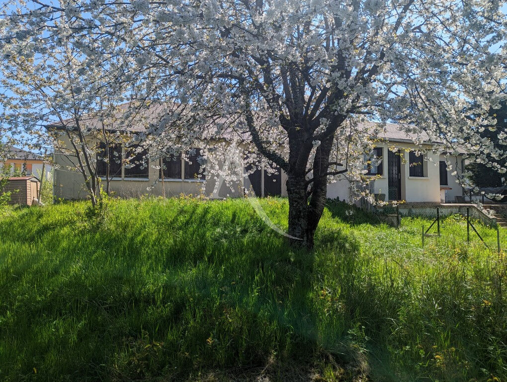 Photo EN VENTE - NEVERS - Maison plain pied 3 chambres terrain image 1/6