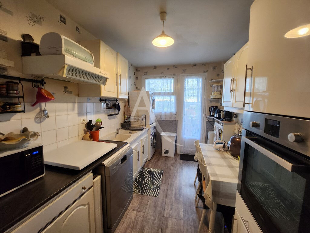 Photo EN VENTE - APPARTEMENT  2 chambres ascenseur, balcon image 2/6