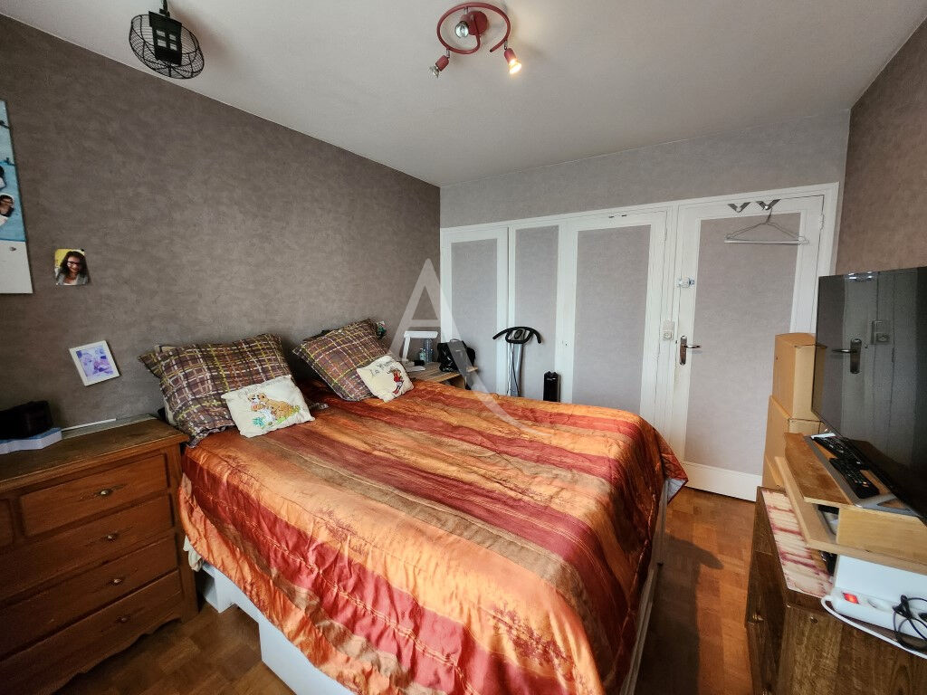 Photo EN VENTE - APPARTEMENT  2 chambres ascenseur, balcon image 4/6