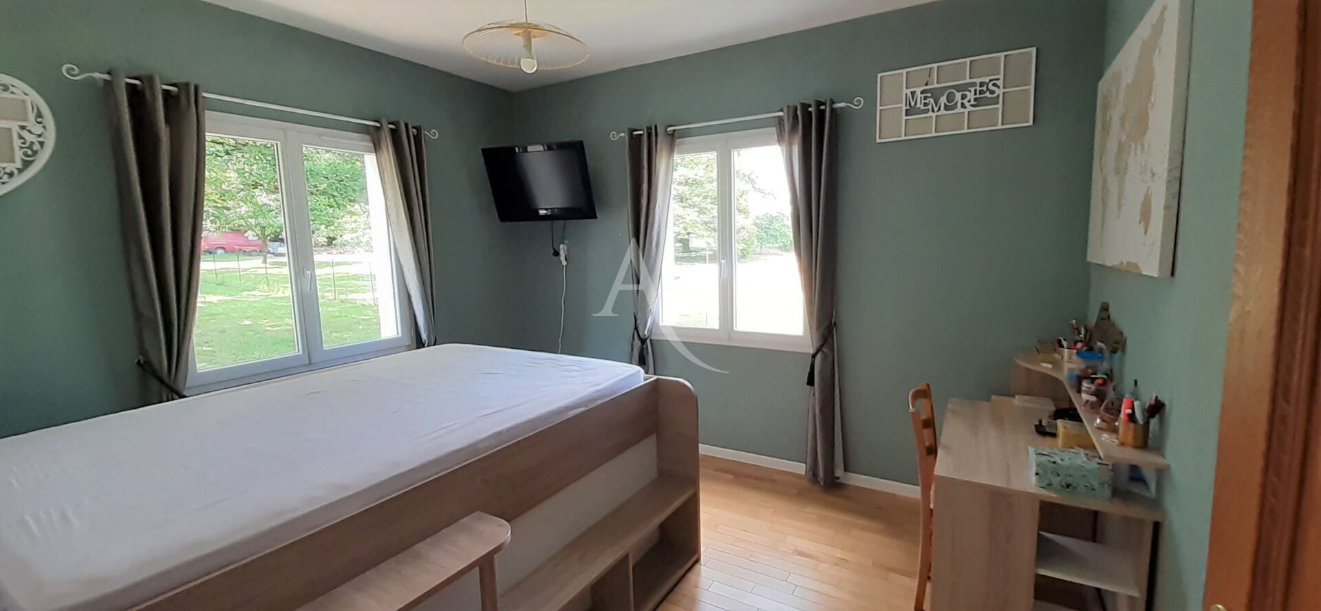 Photo EN VENTE - JOUET SUR L'AUBOIS - CHARMANT PAVILLON DE PLAIN-PIED FONCTIONNEL ET LUMINEUX ! image 4/6