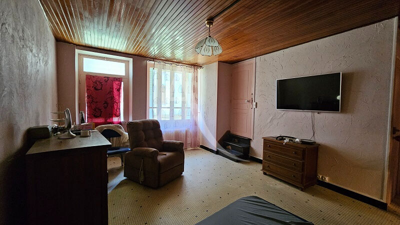 Photo en vente Maison Bouhy 7 pièce(s) 190 m2 3 chambres garage atelier image 5/6