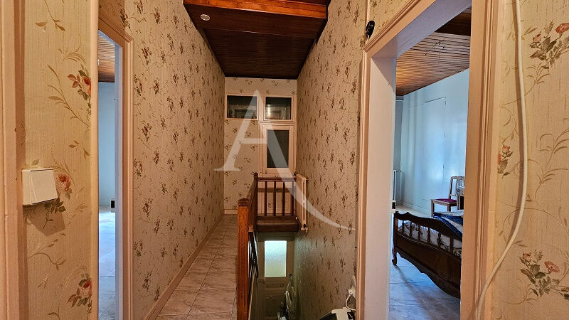 Photo en vente Maison Bouhy 7 pièce(s) 190 m2 3 chambres garage atelier image 6/6