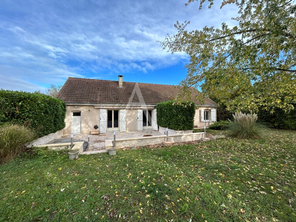 Photo EN VENTE - CHALLUY - Maison plain pied 4 chambres image 1/6