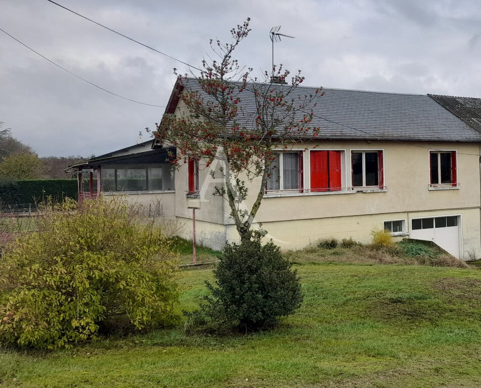 En vente MARZY - MAISON SUR SOL-SOL  AVEC TERRAIN ET DEPENDANCES