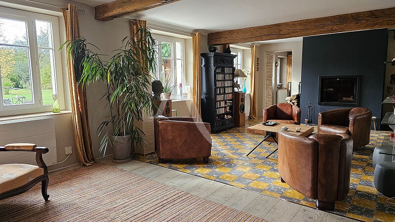 Photo Maison  rénovée 5 pièce(s) 160 m2  habitation de plain pied image 6/6