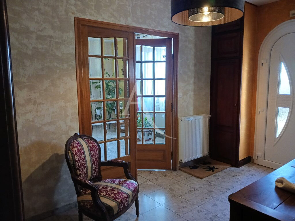 Photo EN VENTE  LA GUERCHE SUR L'AUBOIS - MAISON DE PLAIN-PIED 4 CHAMBRES image 2/6