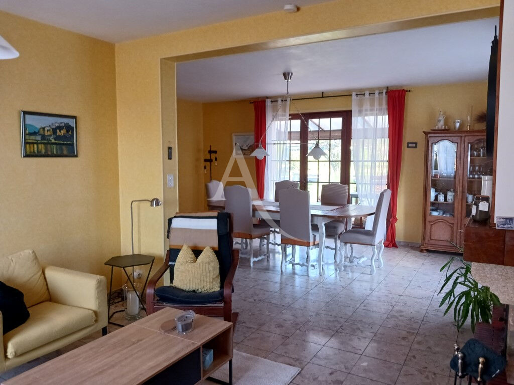 Photo EN VENTE  LA GUERCHE SUR L'AUBOIS - MAISON DE PLAIN-PIED 4 CHAMBRES image 4/6