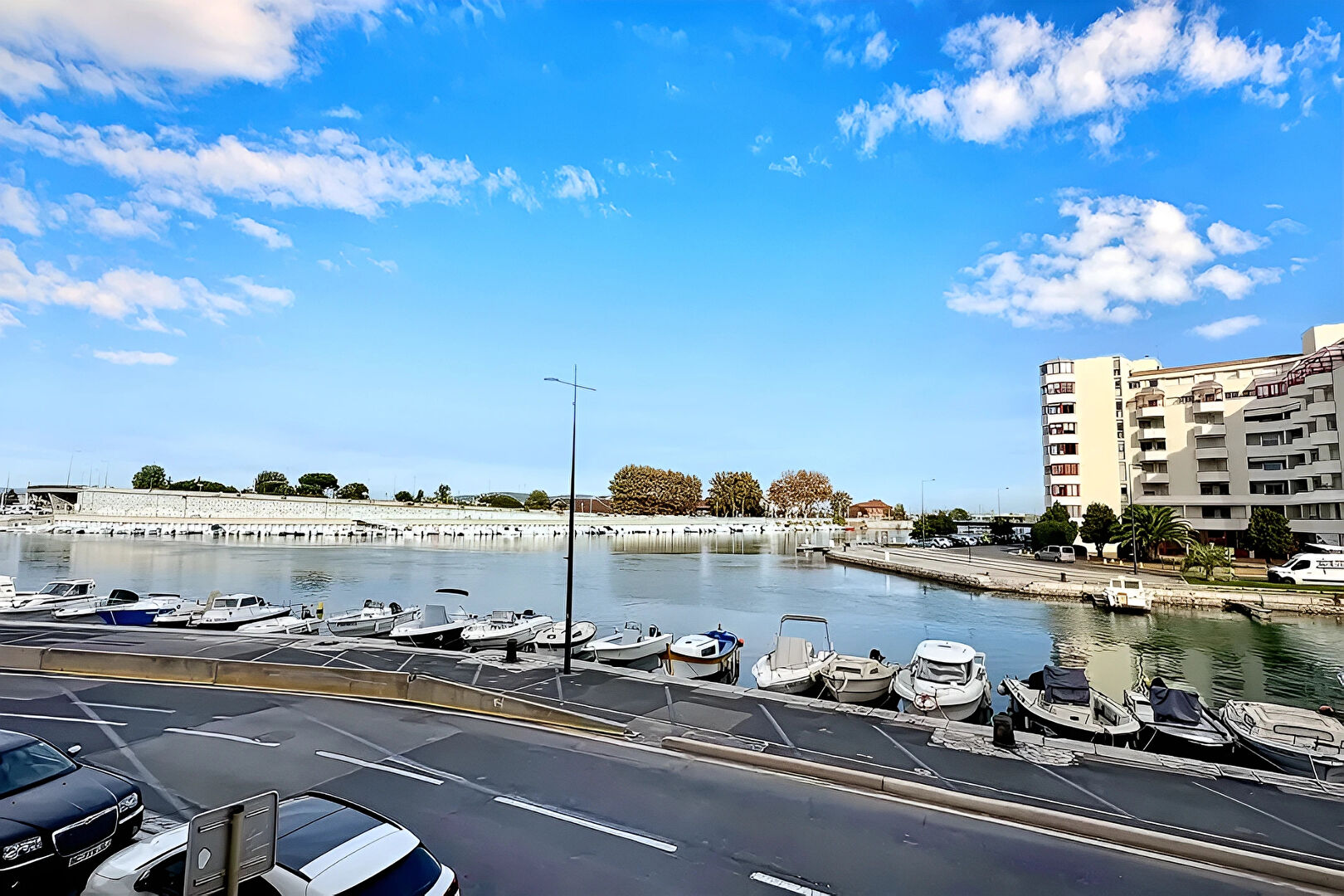 Photo Appartement  4 pièce(s) image 1/6