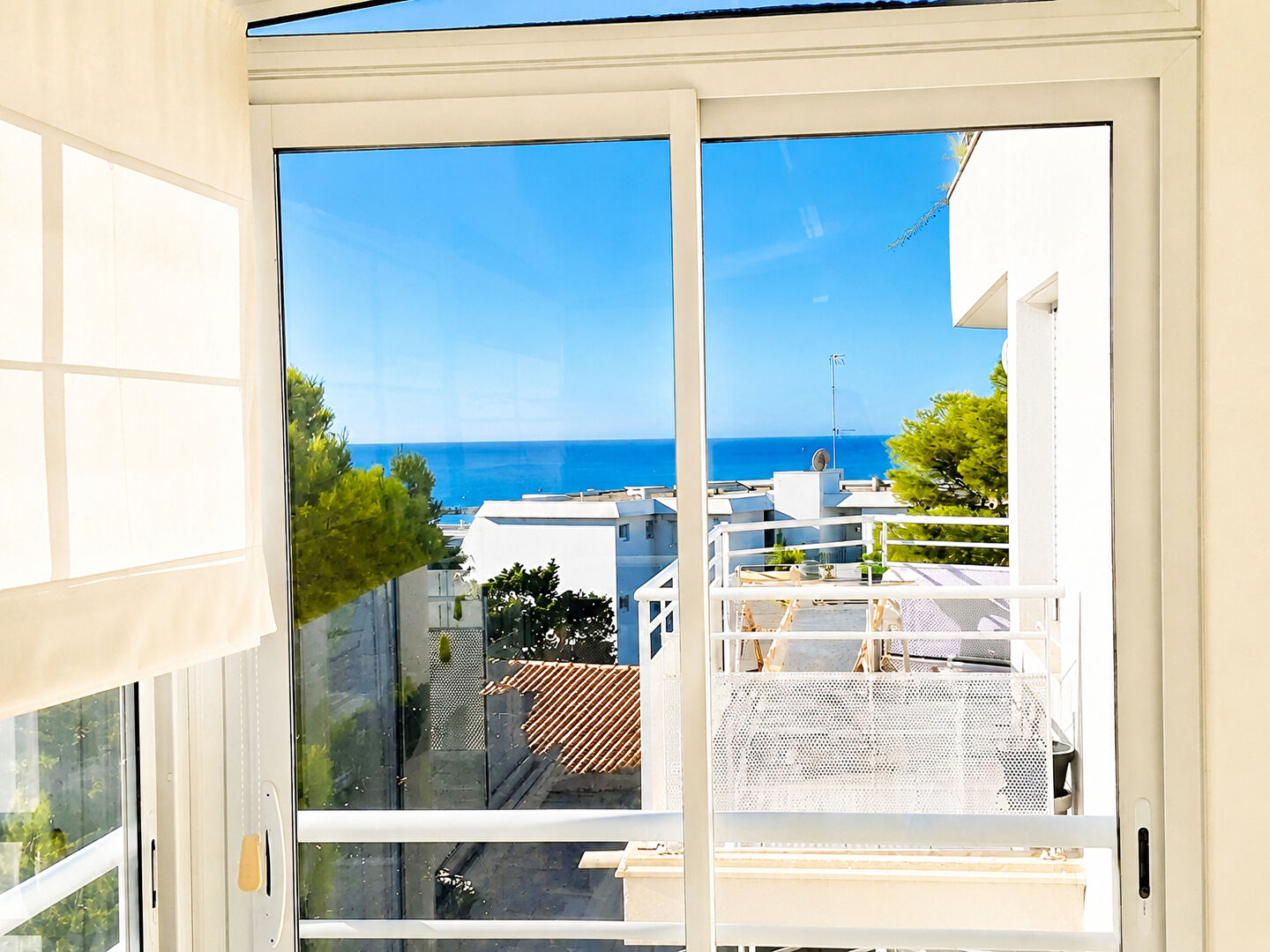 Agence immobilière de L'Adresse  - AGENCE LA CORNICHE - L'ADRESSE - AGENCE LE DAUPHIN