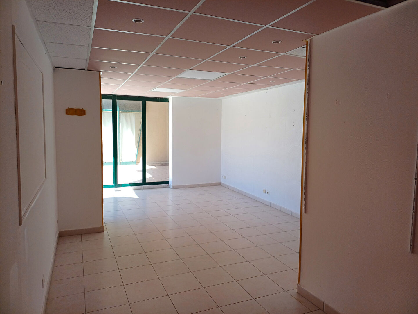 Agence immobilière de L'Adresse  - AGENCE LA CORNICHE - L'ADRESSE - AGENCE LA CORNICHE - SERVICE TRANSACTION