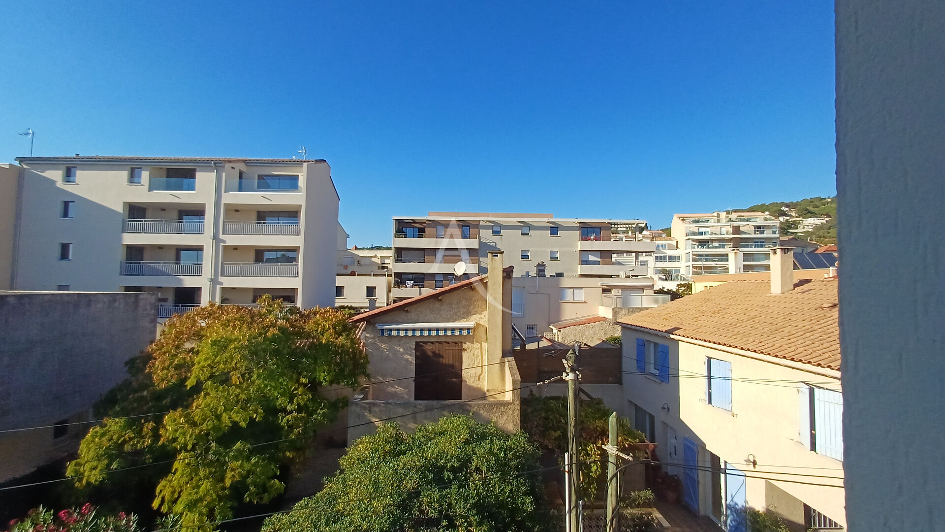 Agence immobilière de L'Adresse  - AGENCE LA CORNICHE - L'ADRESSE - AGENCE LA CORNICHE - SERVICE TRANSACTION