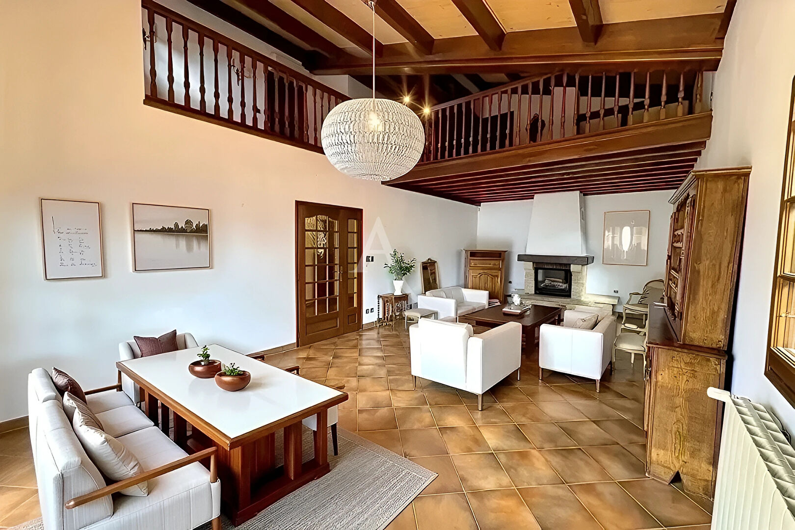 Photo Maison Sète 7 pièces 242 m² + dépendance image 2/6