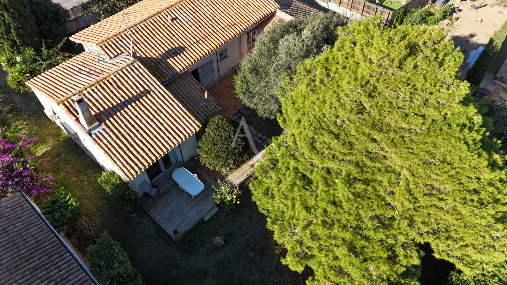Agence immobilière de L'Adresse  - AGENCE LA CORNICHE - L'ADRESSE - AGENCE LE DAUPHIN