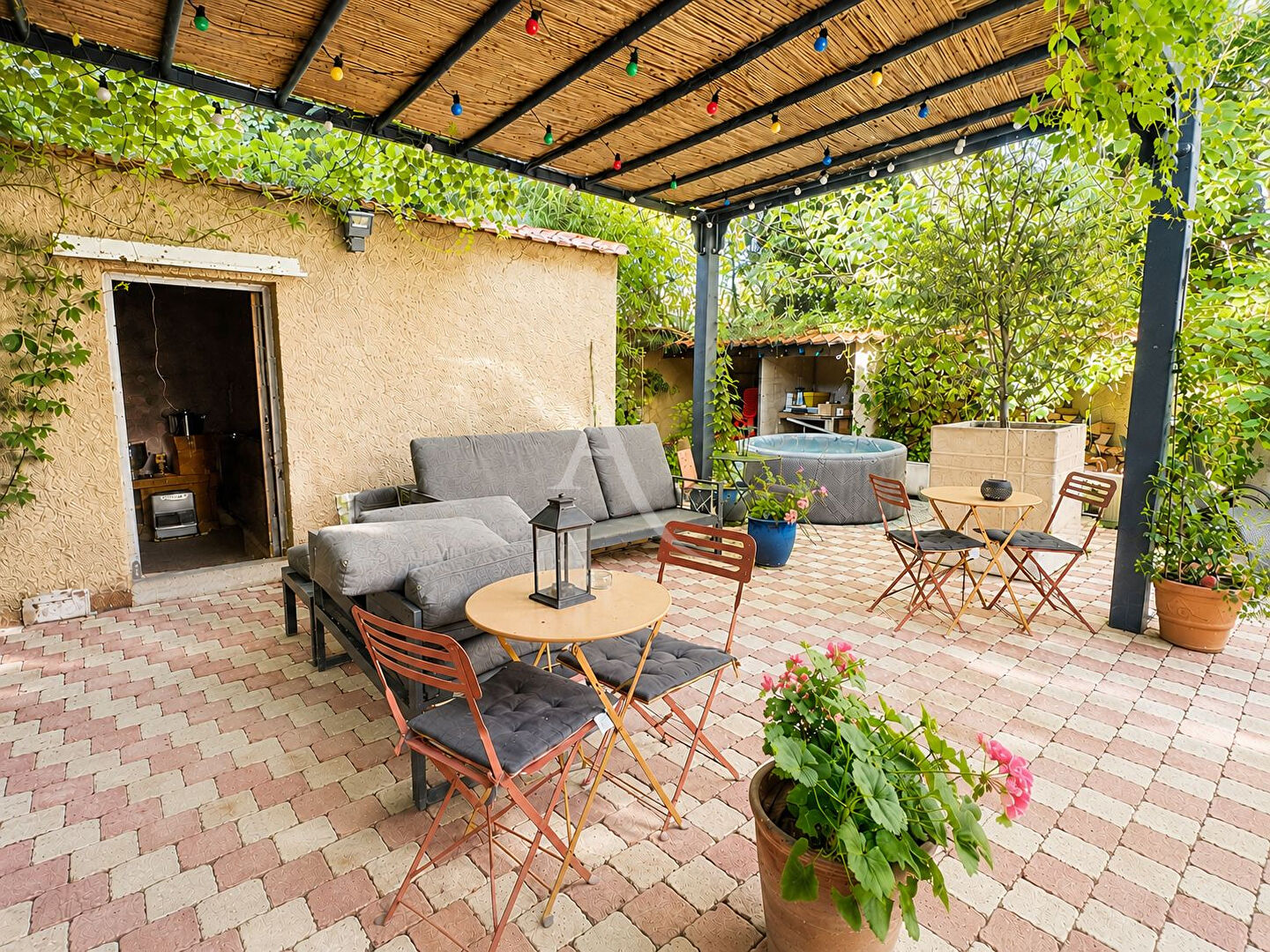 Agence immobilière de L'Adresse  - AGENCE LA CORNICHE - L'ADRESSE - AGENCE LA CORNICHE - SERVICE TRANSACTION