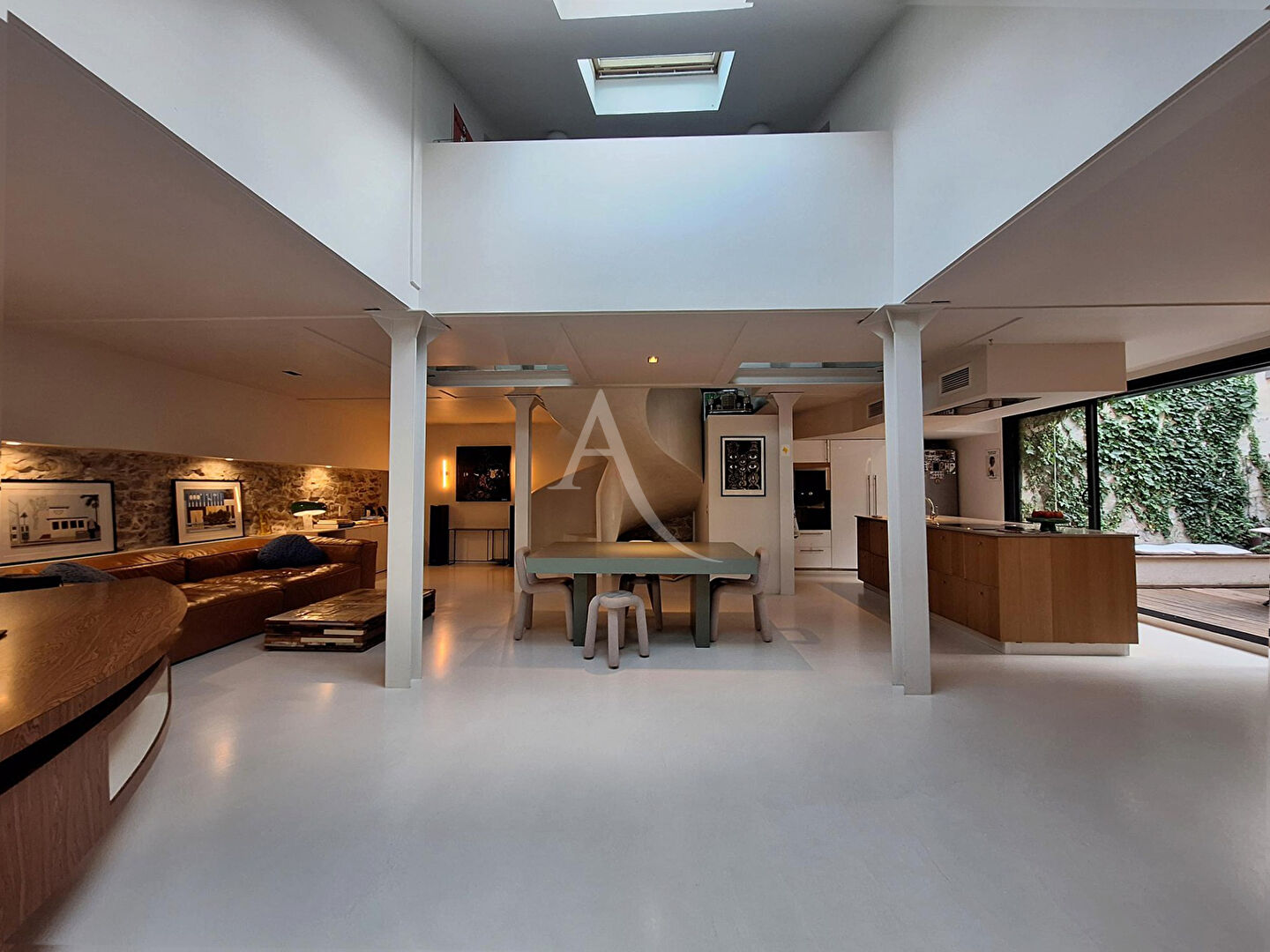 Agence immobilière de L'Adresse  - AGENCE LA CORNICHE - L'ADRESSE - AGENCE LE DAUPHIN