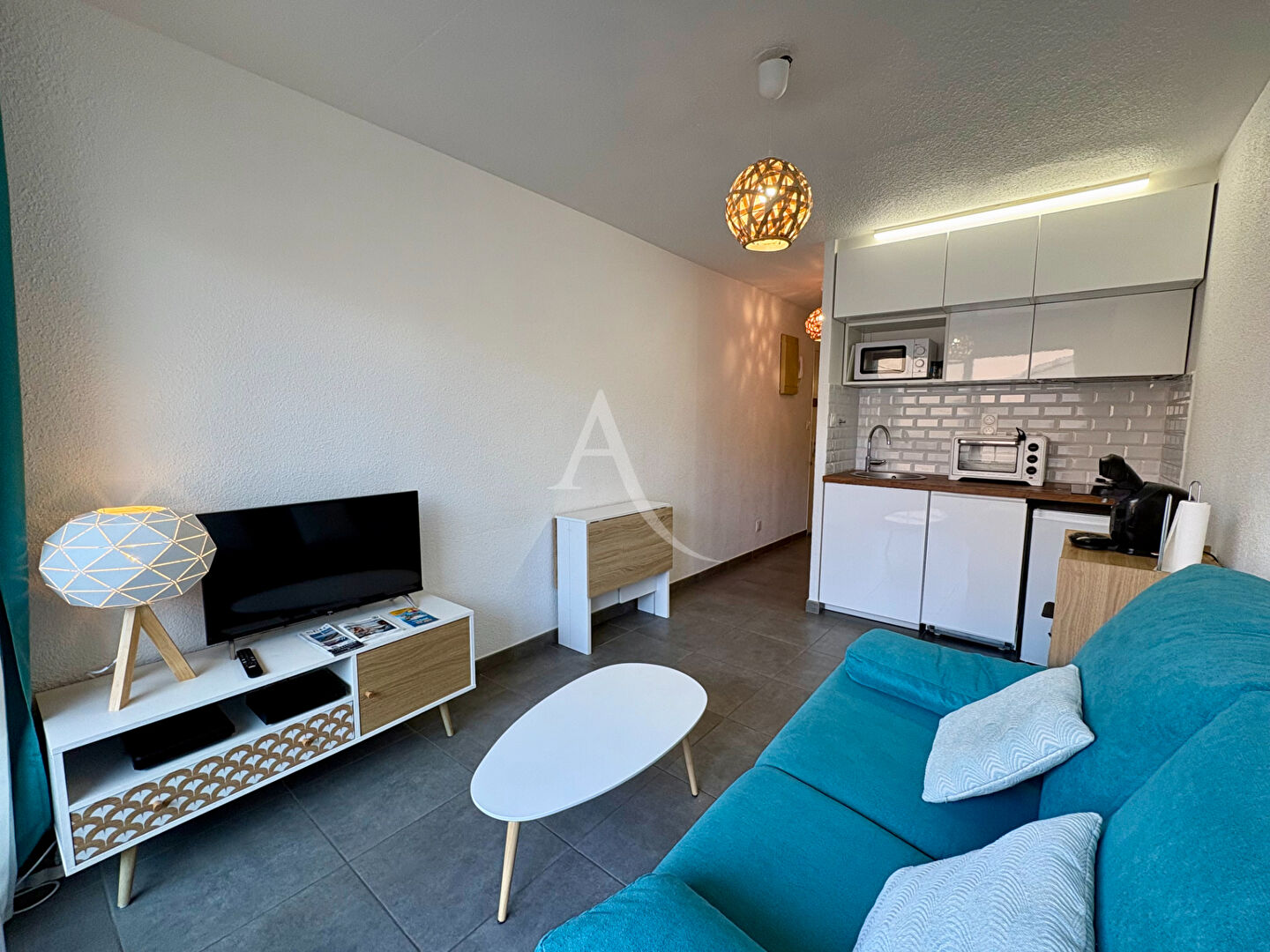 Agence immobilière de L'Adresse  - AGENCE LA CORNICHE - L'ADRESSE - AGENCE LE DAUPHIN