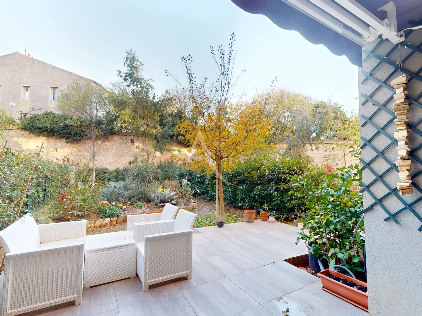 Agence immobilière de L'Adresse  - AGENCE LA CORNICHE - L'ADRESSE - AGENCE LE DAUPHIN