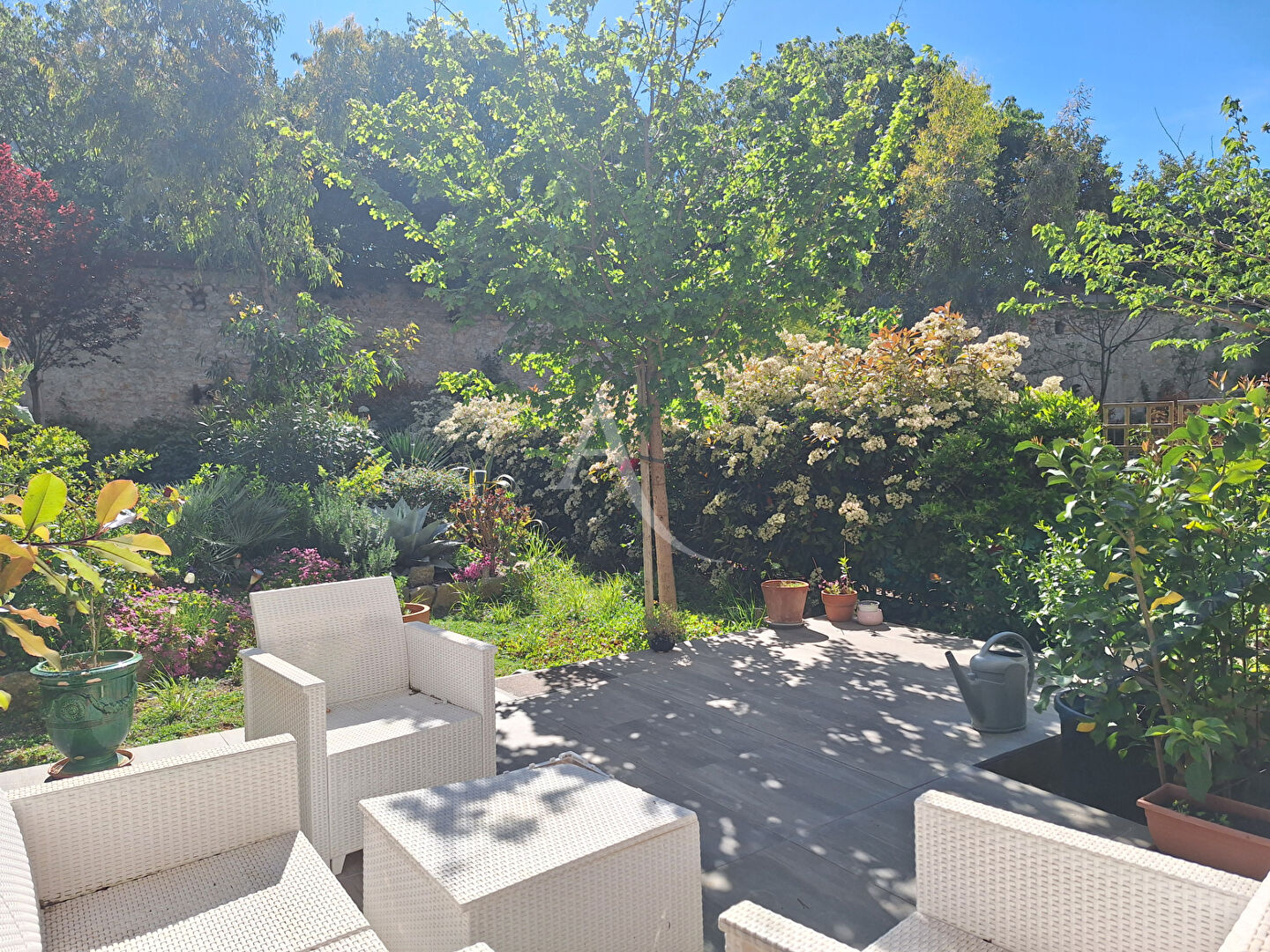 Agence immobilière de L'Adresse  - AGENCE LA CORNICHE - L'ADRESSE - AGENCE LE DAUPHIN