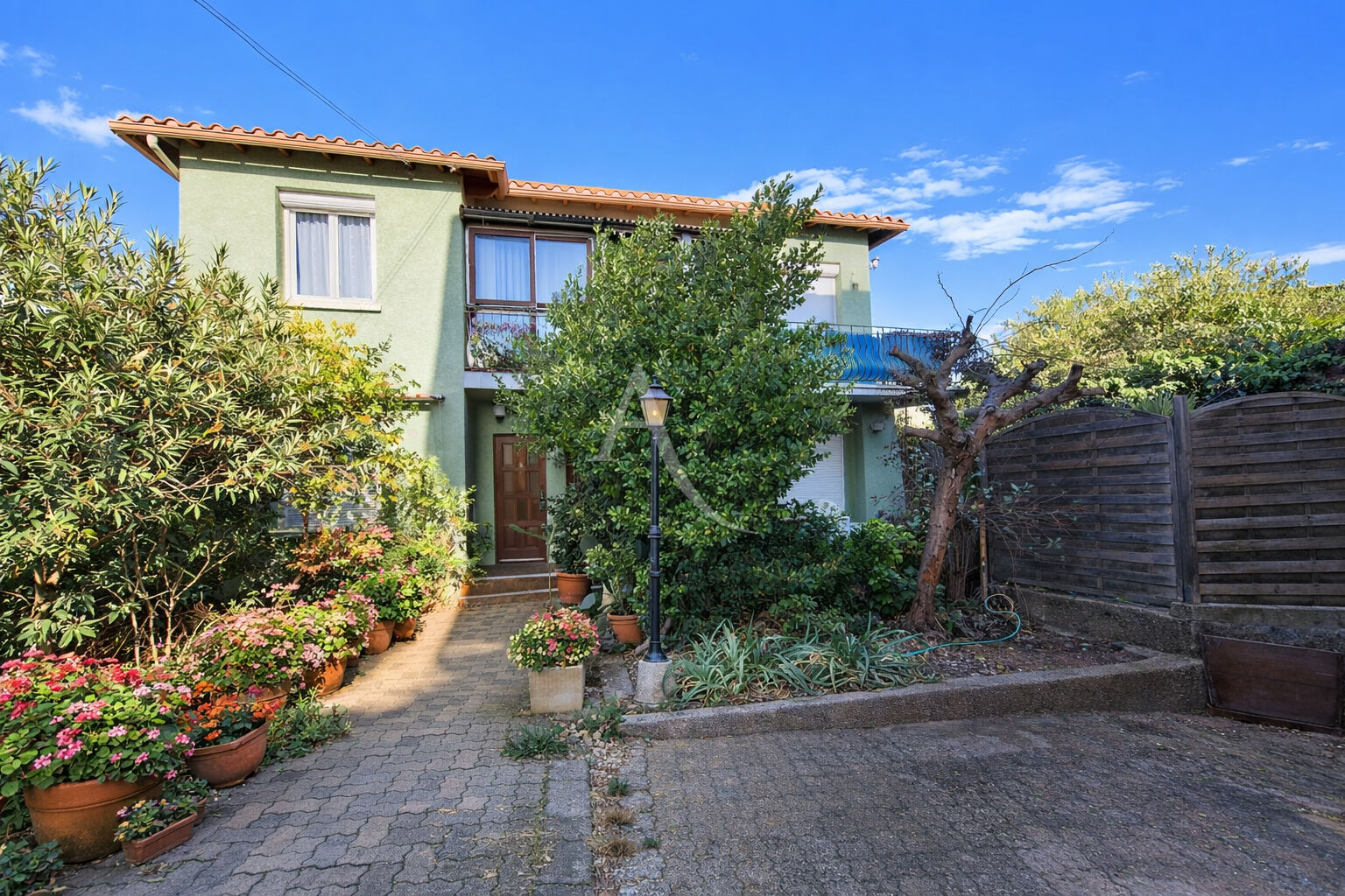 Agence immobilière de L'Adresse  - AGENCE LA CORNICHE - L'ADRESSE - AGENCE LE DAUPHIN