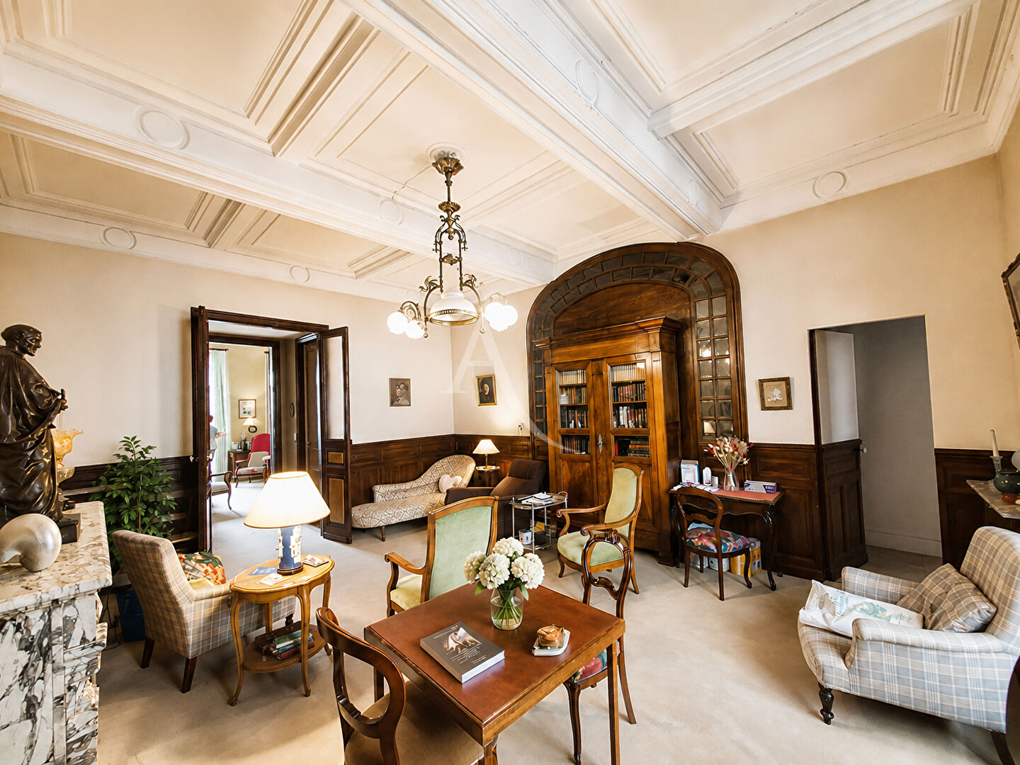 Agence immobilière de L'Adresse  - AGENCE LA CORNICHE - L'ADRESSE - AGENCE LE DAUPHIN