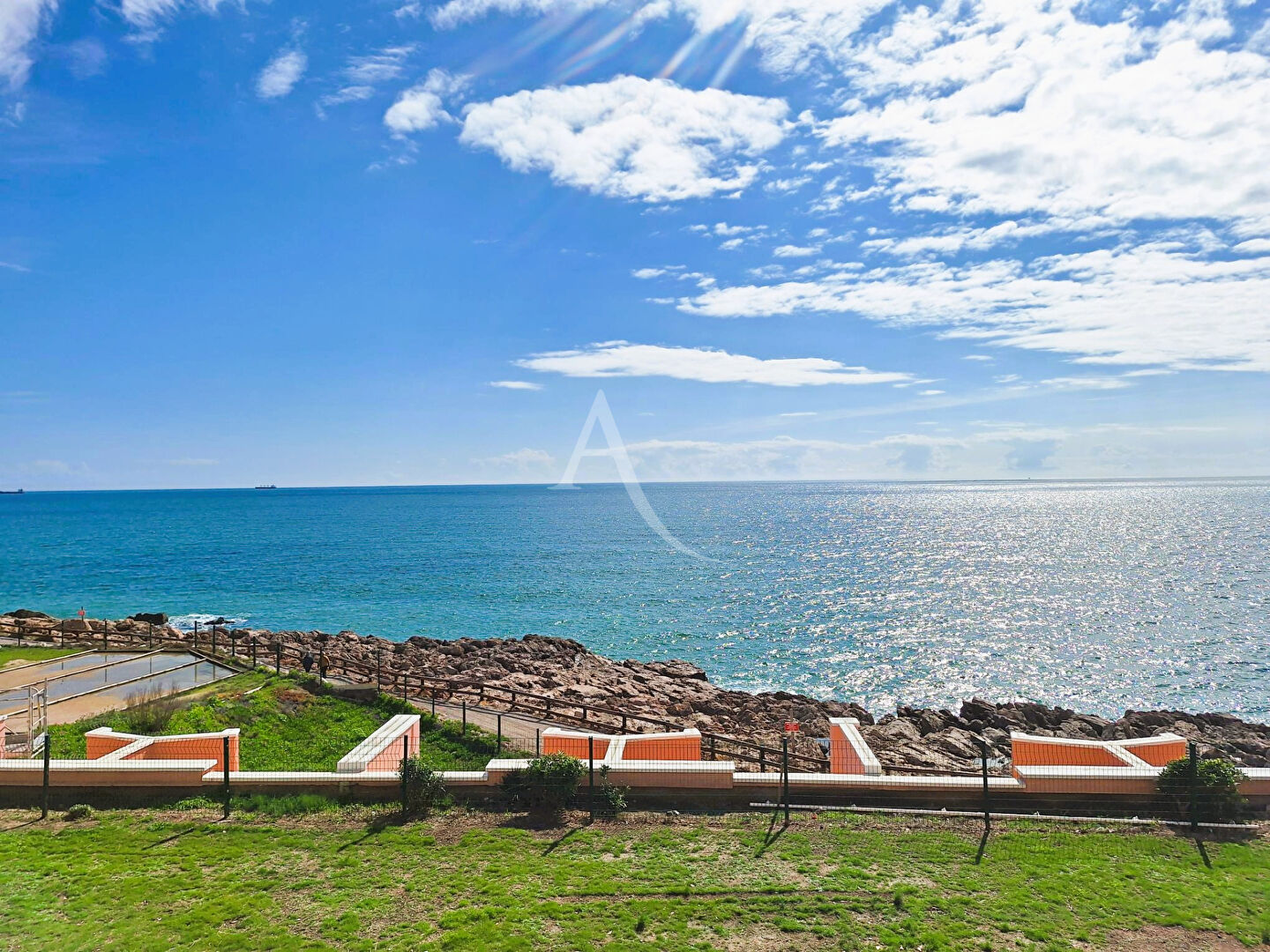 Agence immobilière de L'Adresse  - AGENCE LA CORNICHE - L'ADRESSE - AGENCE LE DAUPHIN