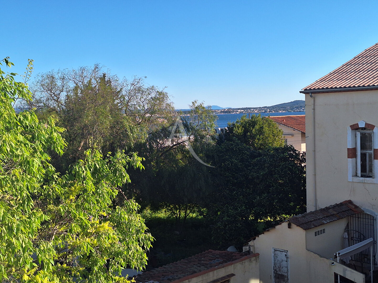 Agence immobilière de L'Adresse  - AGENCE LA CORNICHE - L'ADRESSE - AGENCE LE DAUPHIN