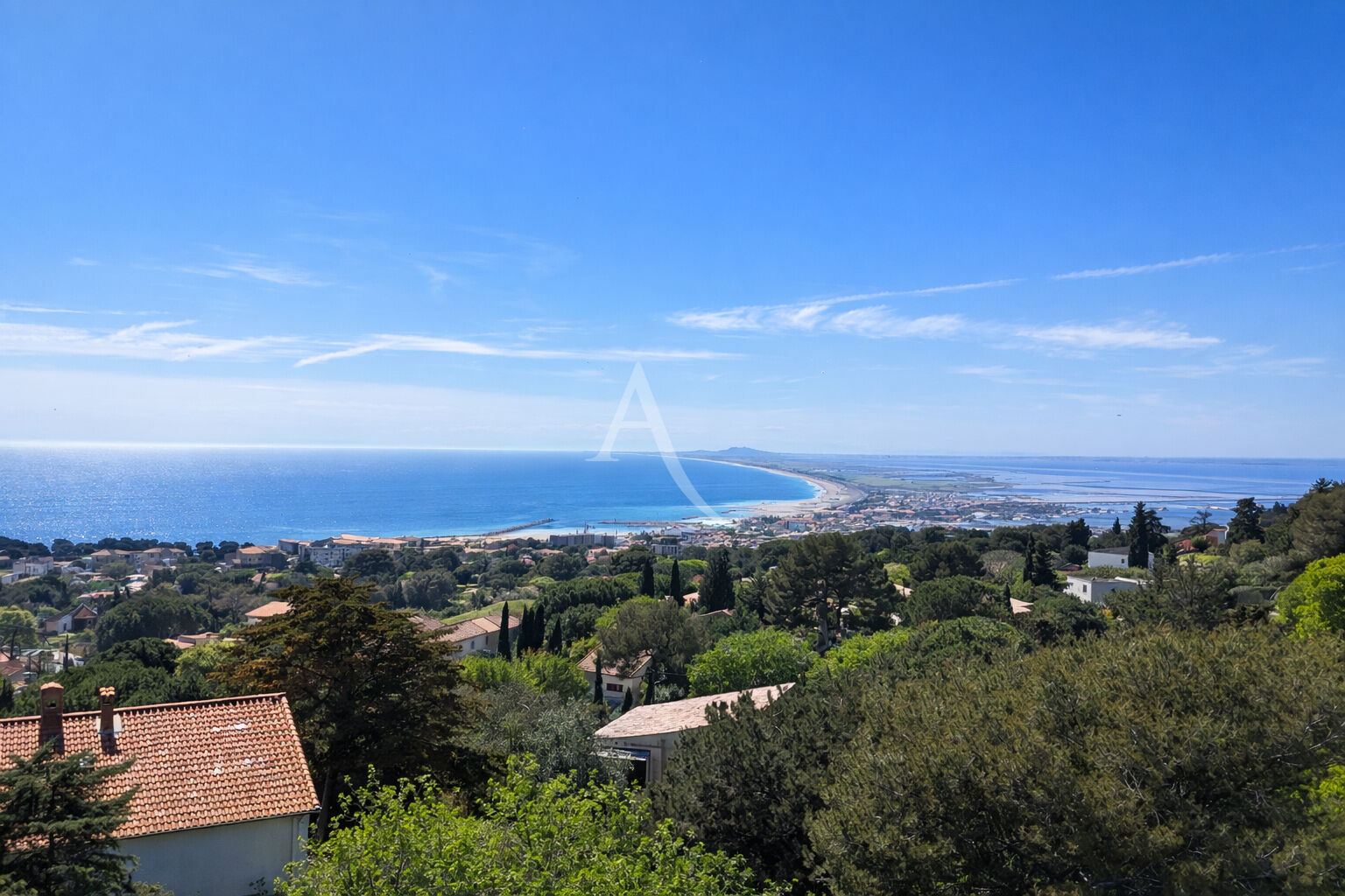 Agence immobilière de L'Adresse  - AGENCE LA CORNICHE - L'ADRESSE - AGENCE LE DAUPHIN