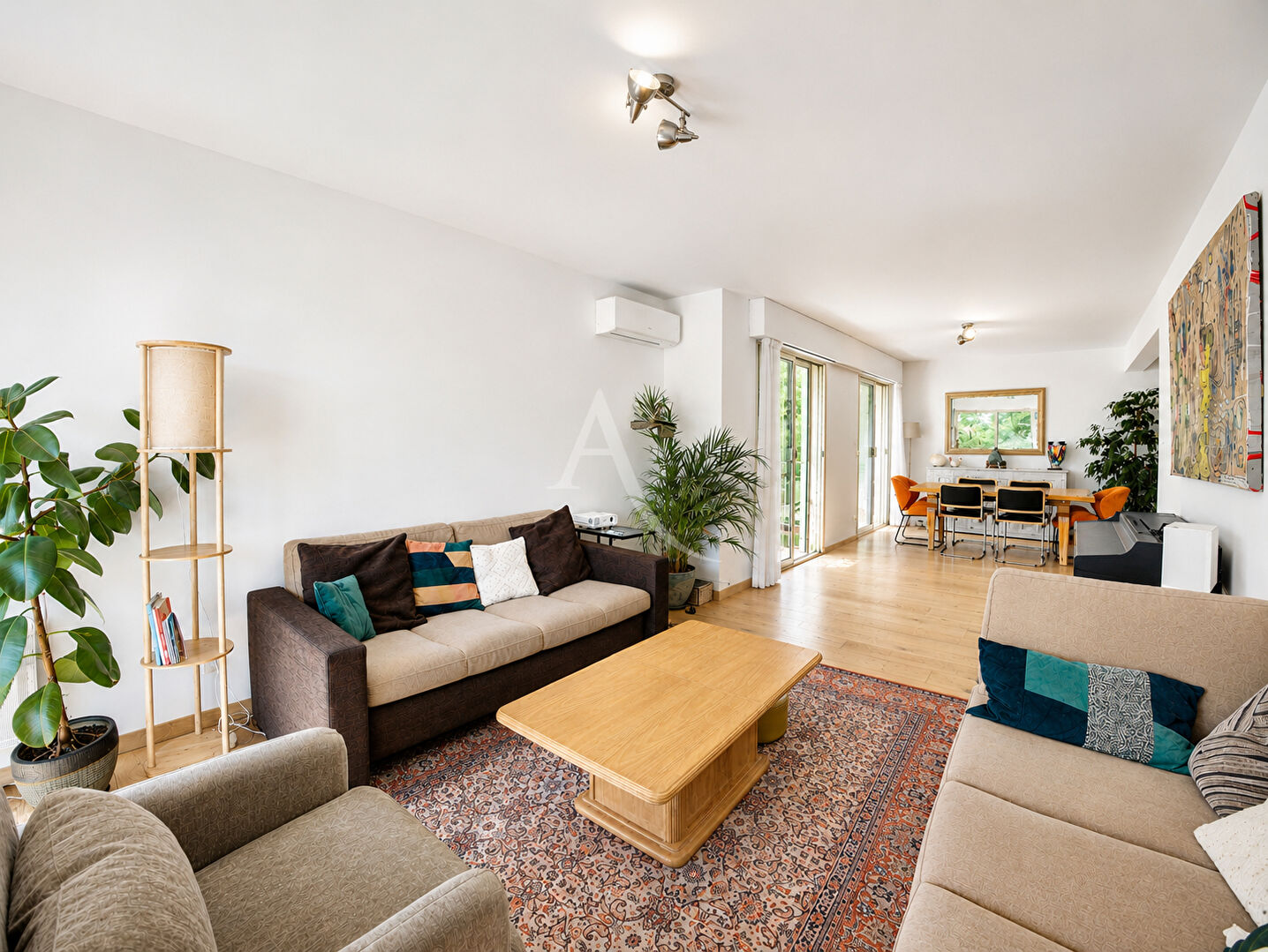 Agence immobilière de L'Adresse  - AGENCE LA CORNICHE - L'ADRESSE - AGENCE LE DAUPHIN