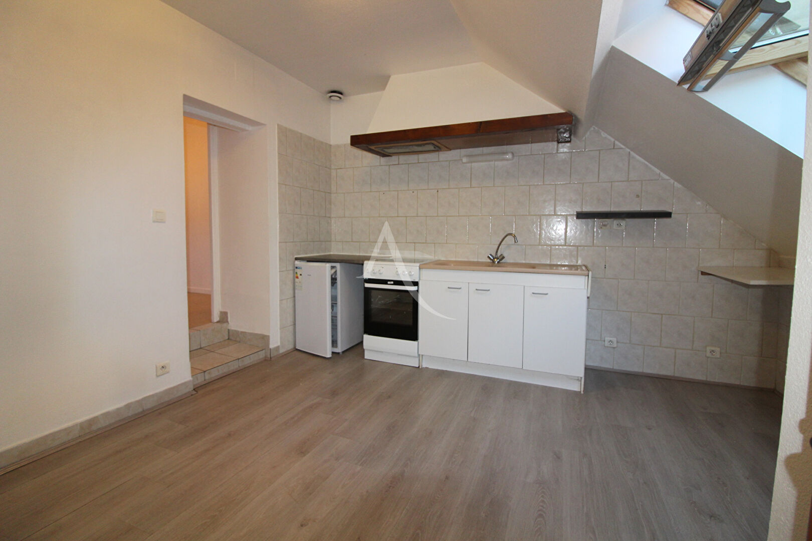 Agence immobilière de L'Adresse GUY ET BERNARD IMMOBILIER - GUY ET BERNARD IMMOBILIER