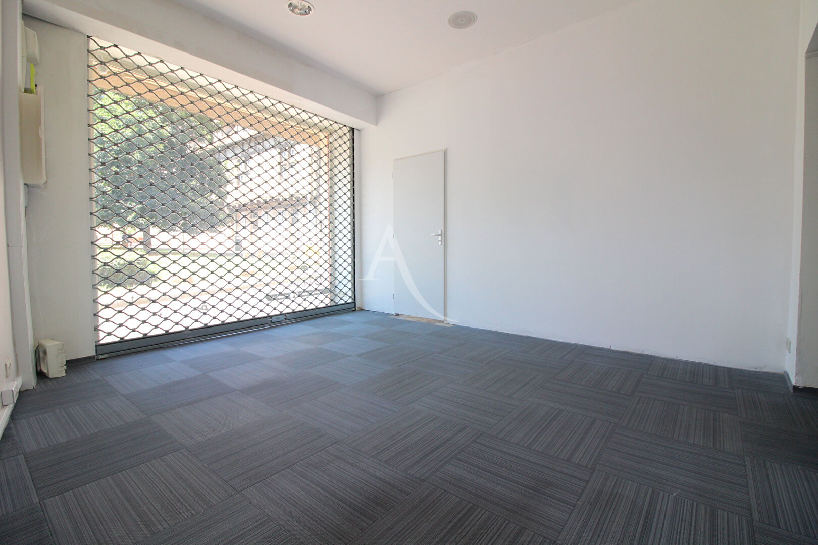 Photo Local commercial Chalon Sur Saone 82 m2 image 5/6