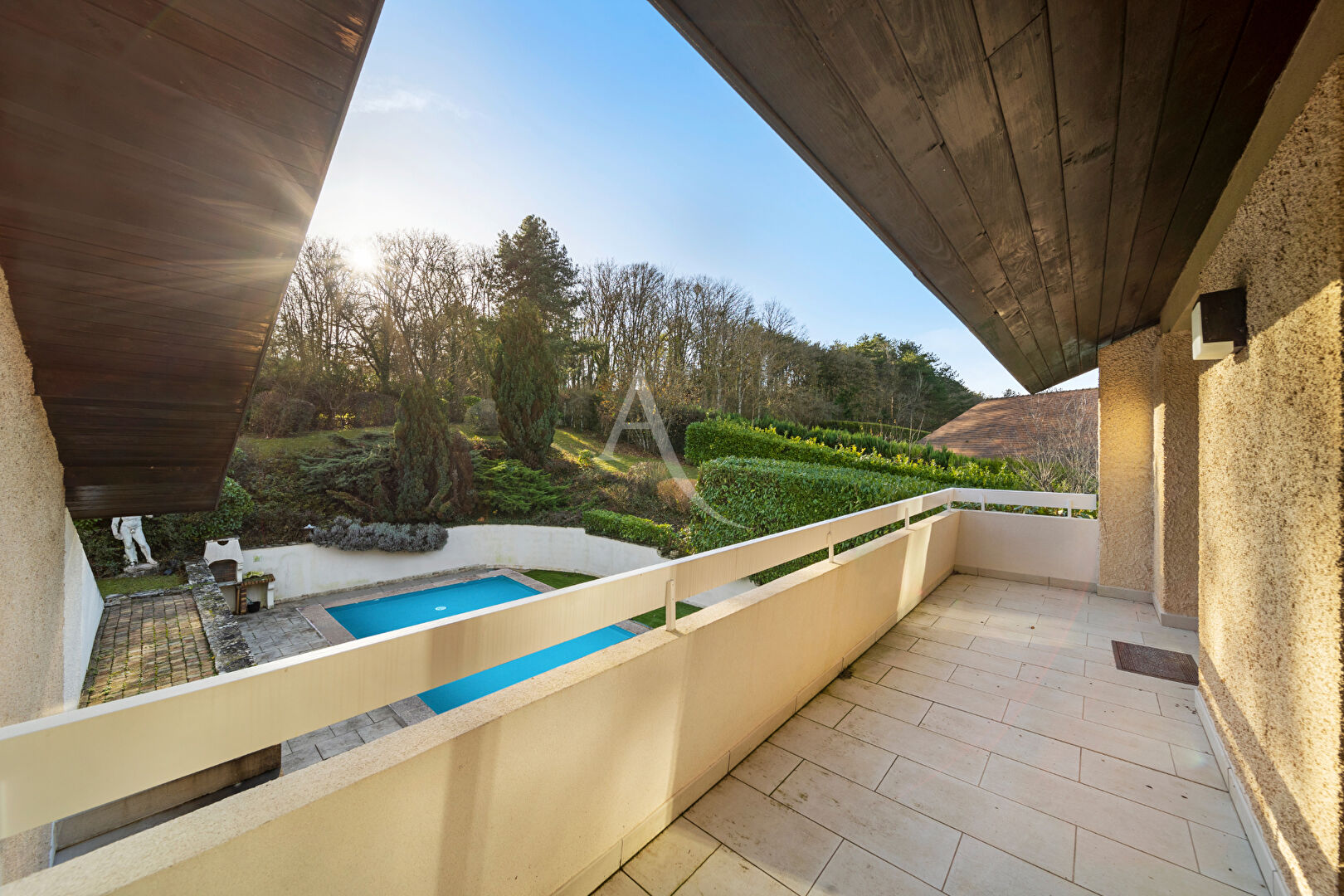 VILLA D'EXCEPTION DIJON - 232m², terrain 2050m².