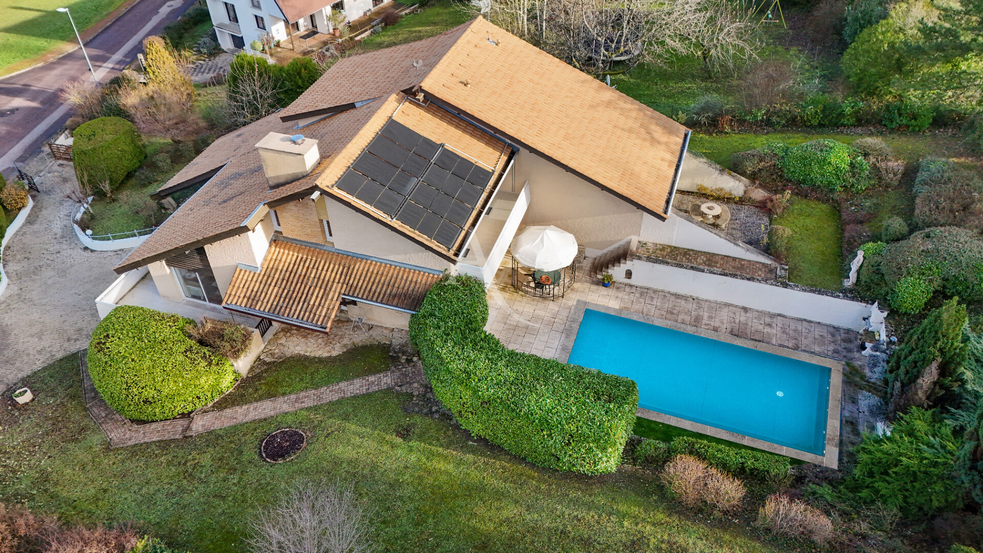 Photo VILLA D'EXCEPTION DIJON - 232m², terrain 2050m². image 4/6