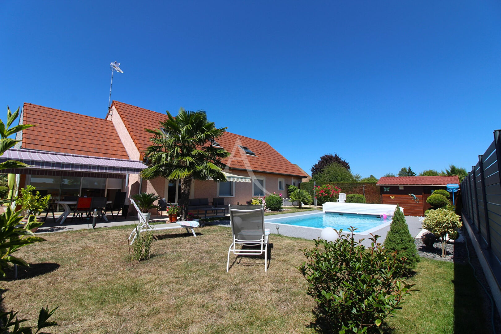 Agence immobilière de L'Adresse GUY ET BERNARD IMMOBILIER - GUY ET BERNARD IMMOBILIER