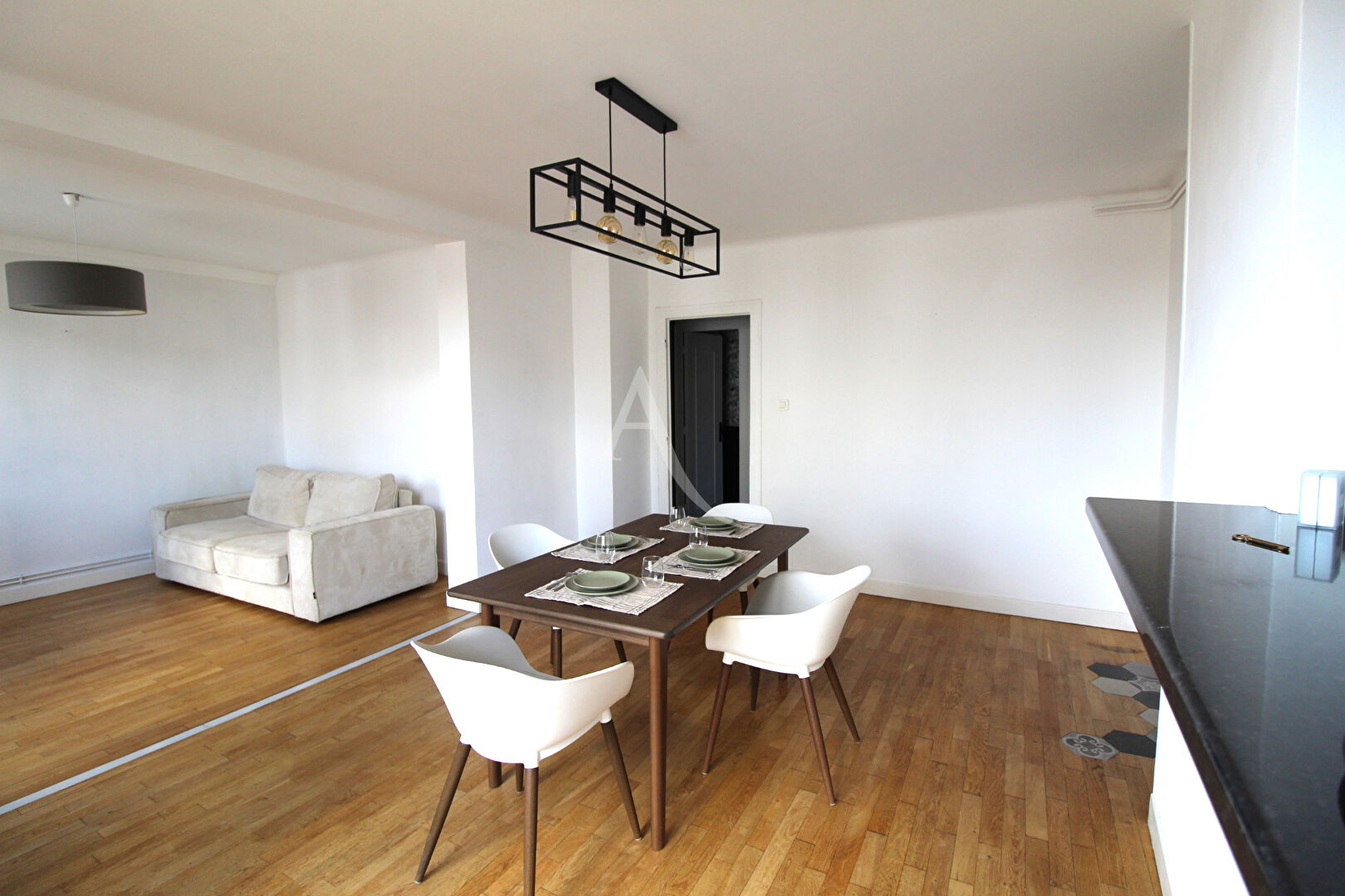 Agence immobilière de L'adresse Guy et Bernard - Dijon Beaux Arts