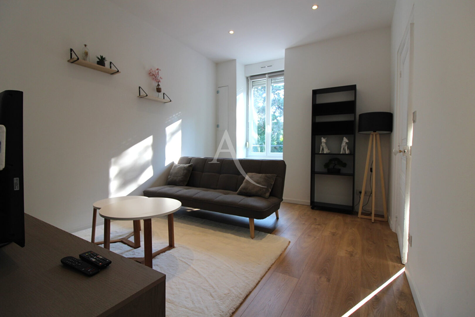 Agence immobilière de L'Adresse GUY ET BERNARD IMMOBILIER - GUY ET BERNARD IMMOBILIER