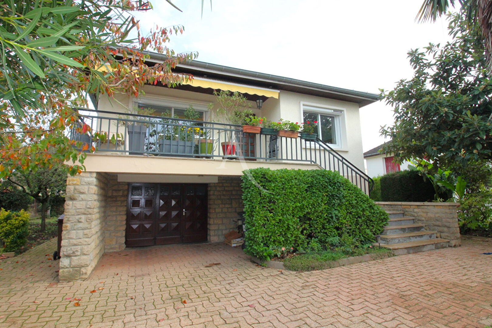 Photo MAISON A VENDRE -  Chalon Sur Saône - proche du centre - 4 pièces 127.83 m2 habitables image 3/6