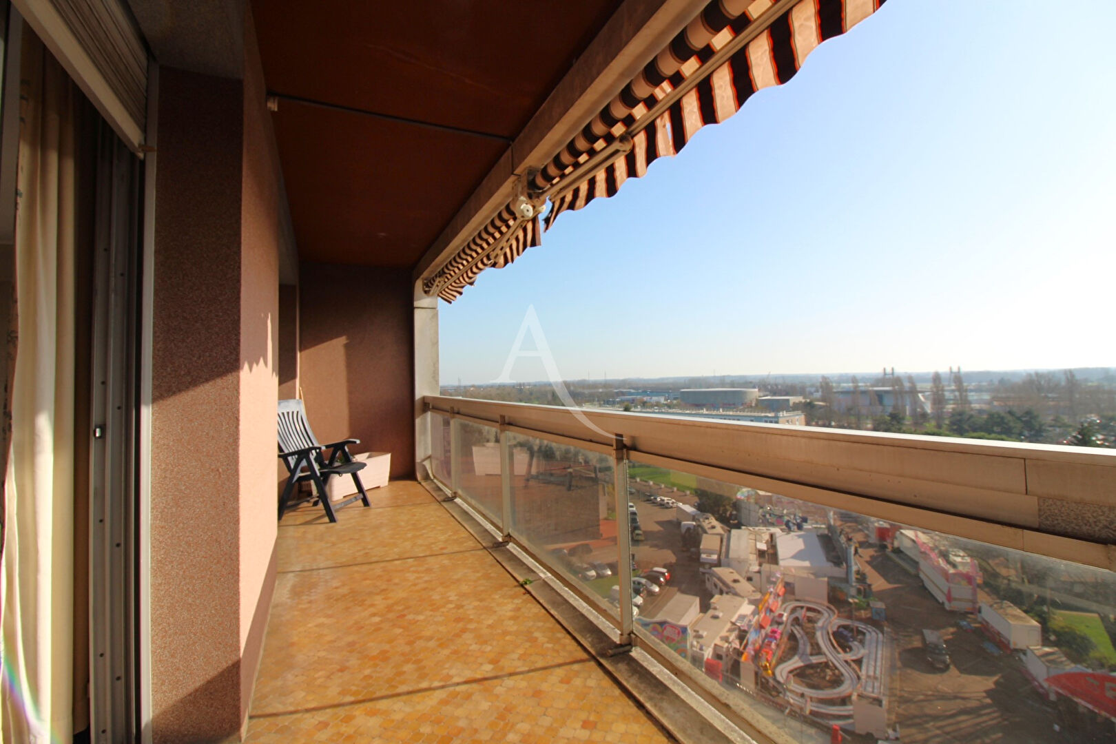 Agence immobilière de L'Adresse GUY ET BERNARD IMMOBILIER - GUY ET BERNARD IMMOBILIER