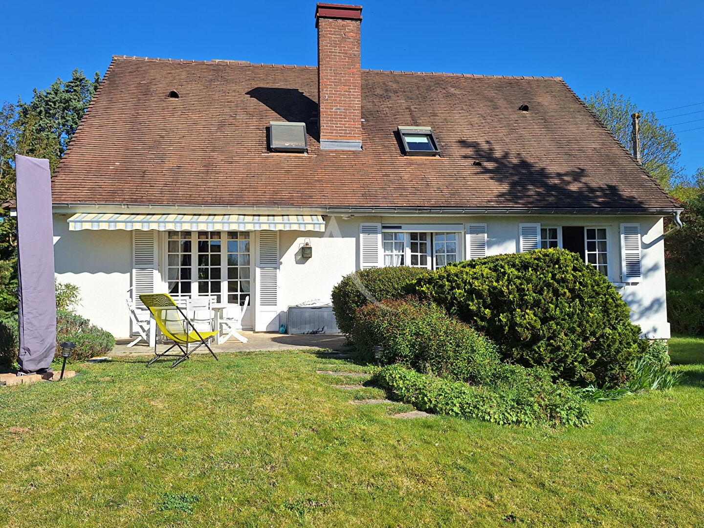 Agence immobilière de L'Adresse GUY ET BERNARD IMMOBILIER - GUY ET BERNARD IMMOBILIER