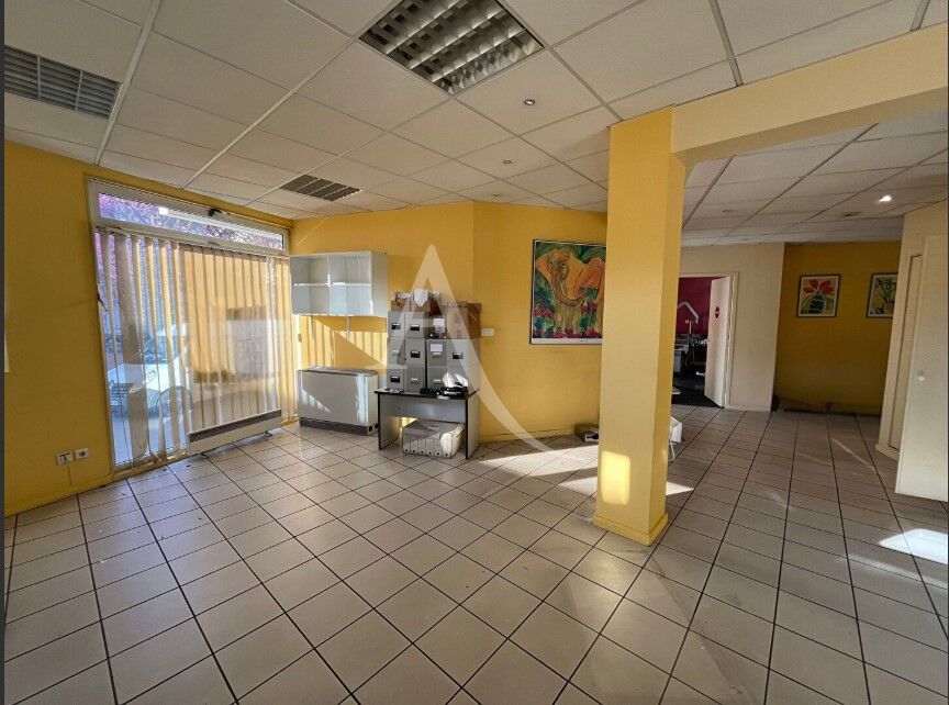 Local commercial Chalon Sur Saone 122.74 m2