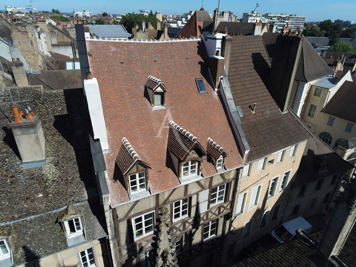 Agence immobilière de L'Adresse GUY ET BERNARD IMMOBILIER - GUY ET BERNARD IMMOBILIER