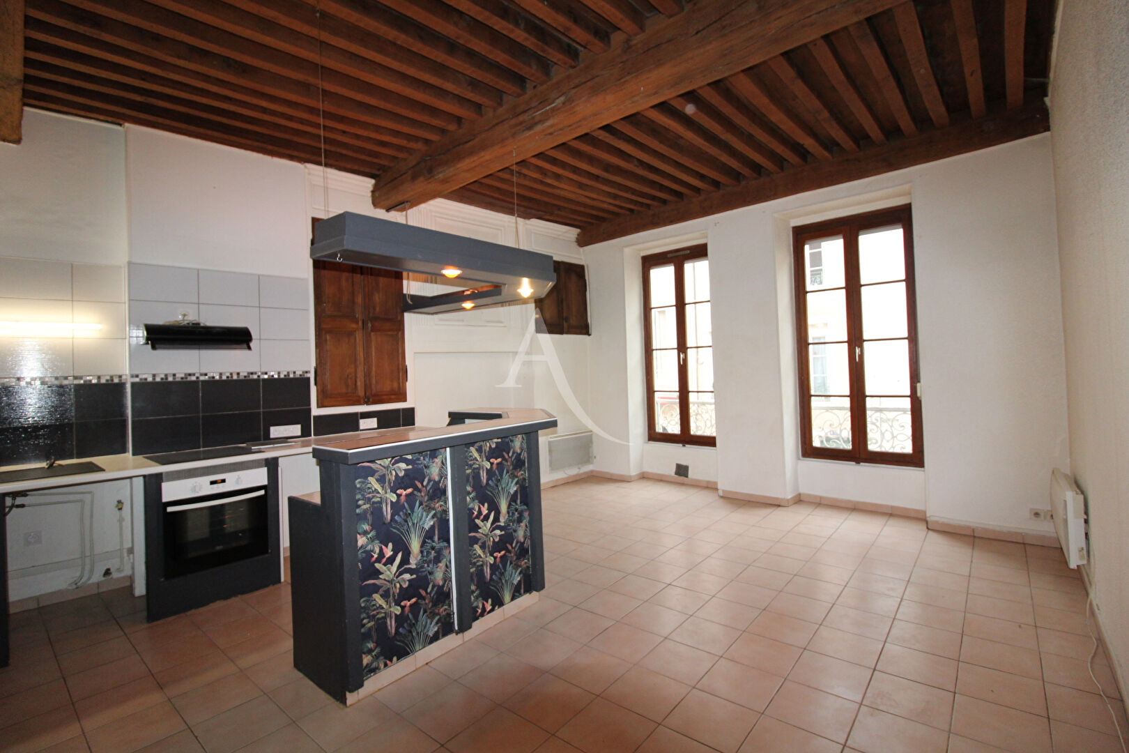 Agence immobilière de L'Adresse GUY ET BERNARD IMMOBILIER - GUY ET BERNARD IMMOBILIER