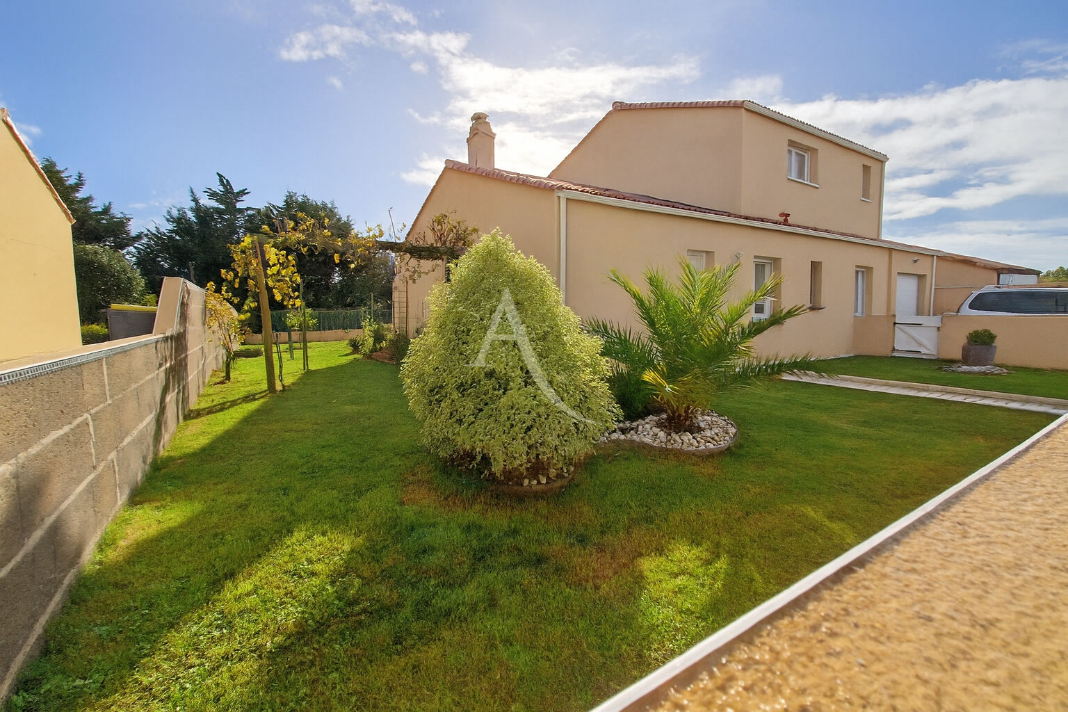 Photo Maison Bretginolles Sur Mer 5 pièce(s) 136 m2 image 1/6