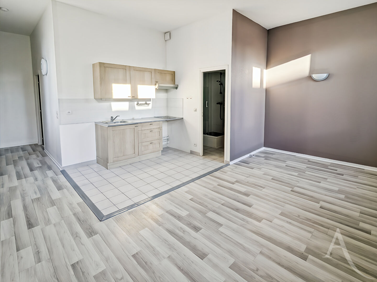 Agence immobilière de L'Adresse S.A.S.  AGENCE IMMOBILIERE LORI - S.A.S.  AGENCE IMMOBILIERE LORI