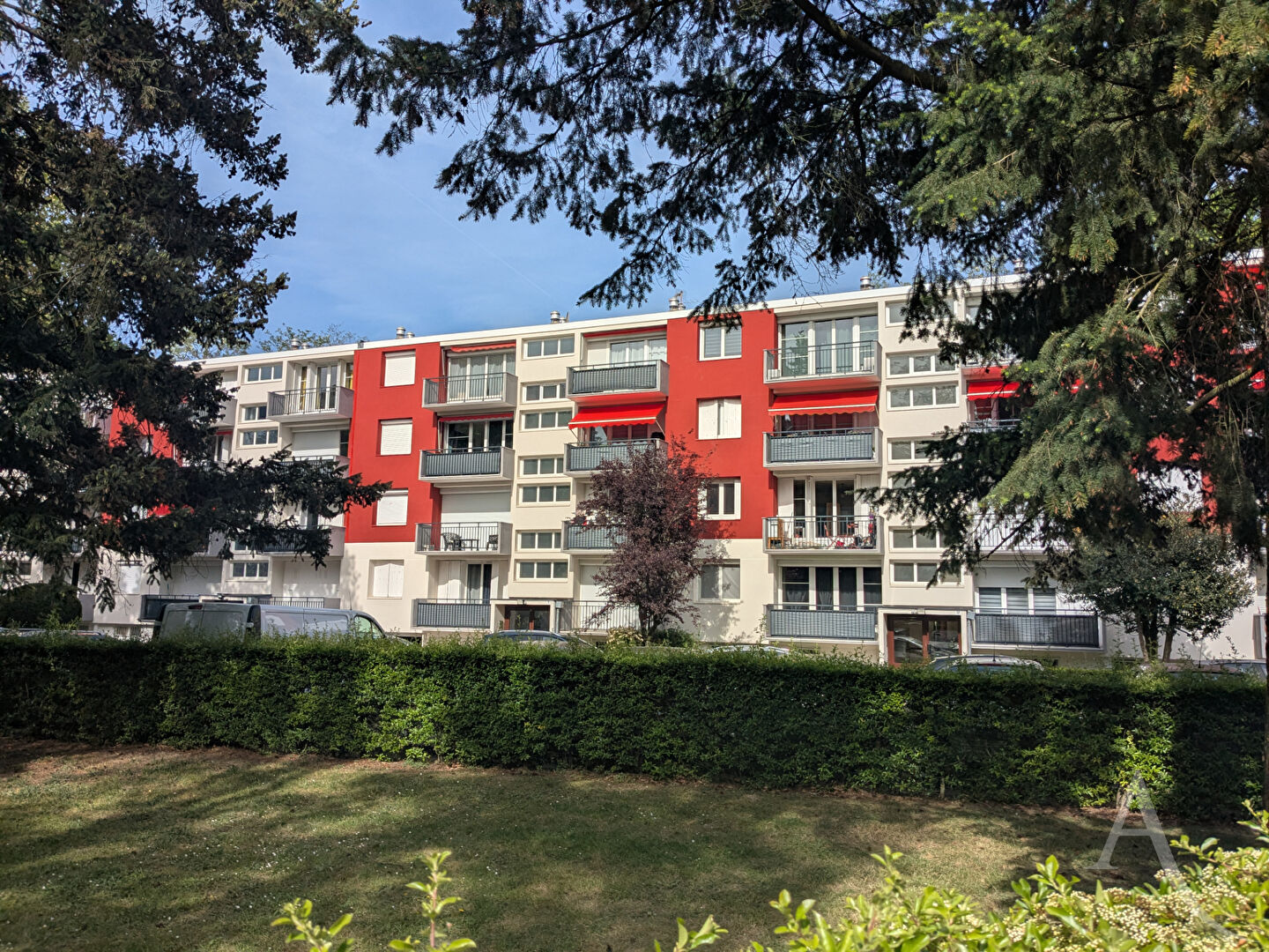 Agence immobilière de L'Adresse S.A.S.  AGENCE IMMOBILIERE LORI - S.A.S.  AGENCE IMMOBILIERE LORI