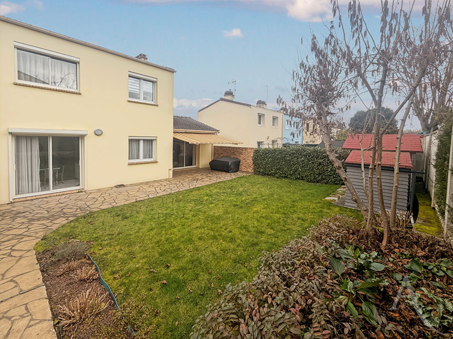 Agence immobilière de L'Adresse S.A.S.  AGENCE IMMOBILIERE LORI - S.A.S.  AGENCE IMMOBILIERE LORI